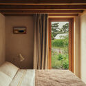 Iorram Cottage / Baillie Baillie Architects - Interior Photography, Bedroom, Wood