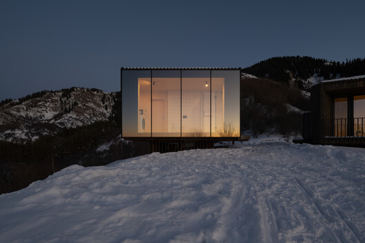AUM Cabins / Arthur Kariev Architects - Exterior Photography