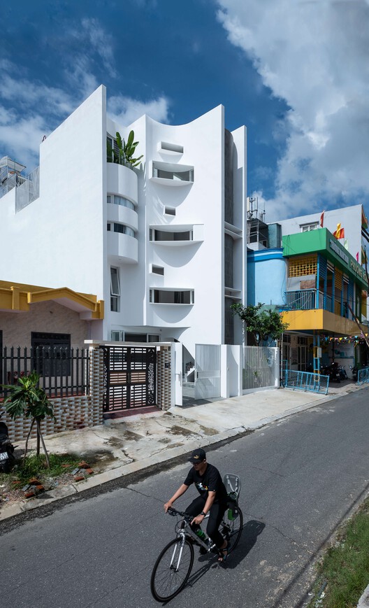 House + Studio / NAW Studio House + Studio / NAW Studio - Exterior Photography, Balcony