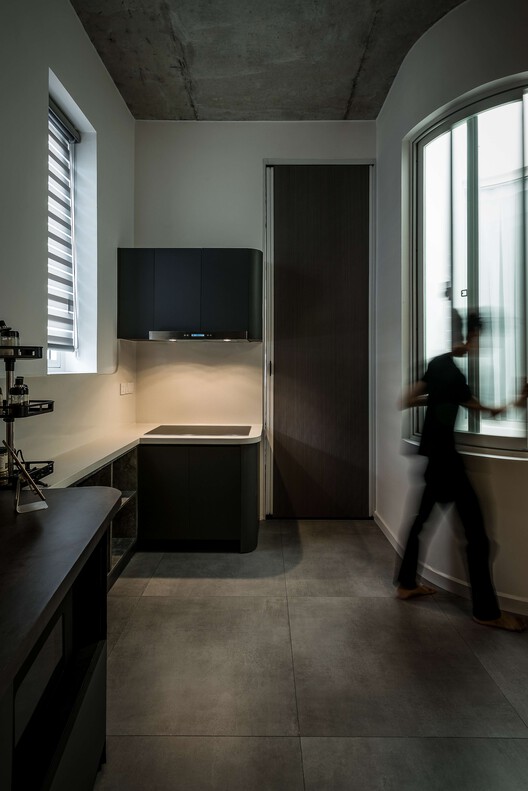 House + Studio / NAW Studio House + Studio / NAW Studio - Interior Photography, Kitchen, Lighting, Countertop, Glass, Chair