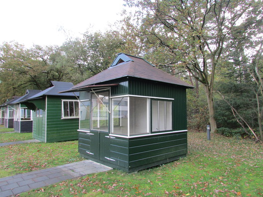 In Pursuit of Health: How Medical Concerns Shaped Modernist Architecture - Image 32 of 33
