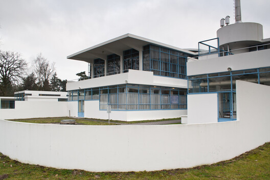 In Pursuit of Health: How Medical Concerns Shaped Modernist Architecture - Image 33 of 33