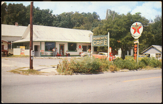 The Evolution of Gas Stations: From Roadside Stops to Architectural Landmarks - Image 42 of 46