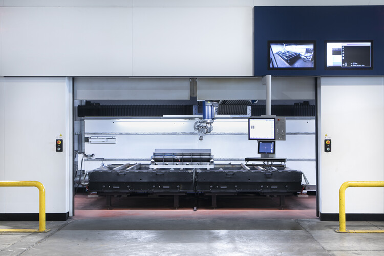 Inside the Innovative Italian Design Brand Transforming Metal into Modern Furniture - Image 6 of 9