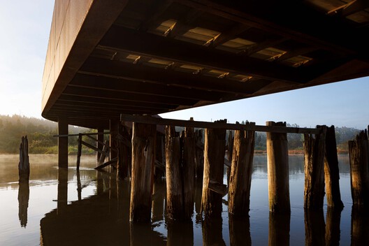 Travessia Ciclável e Pedonal Sobre a Ponte de Fareja / Rómulo Neto Arquitetos - Fotografia de Interiores, Madeira