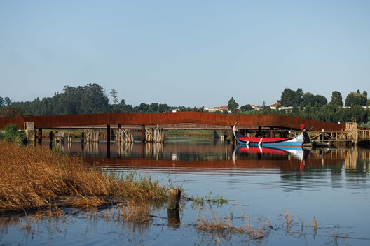 Travessia Ciclável e Pedonal Sobre a Ponte de Fareja / Rómulo Neto Arquitetos - Imagem 14 de 44