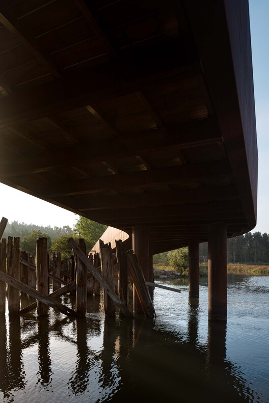 Travessia Ciclável e Pedonal Sobre a Ponte de Fareja / Rómulo Neto Arquitetos - Fotografia de Interiores, Madeira