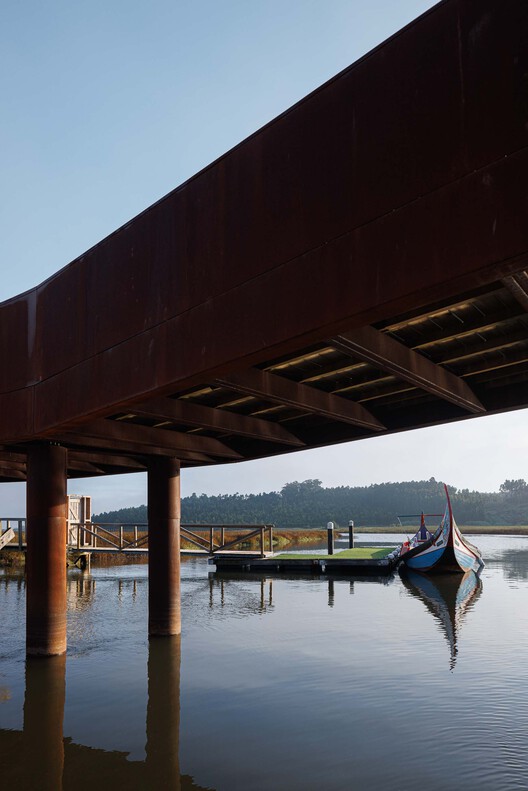 Travessia Ciclável e Pedonal Sobre a Ponte de Fareja / Rómulo Neto Arquitetos - Imagem 11 de 44