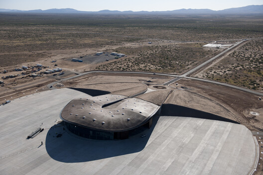 Norman Foster's View on Designing for Space: New Exhibition of Extra-Terrestrial Projects Opens at Washington's Kennedy Center - Image 14 of 14