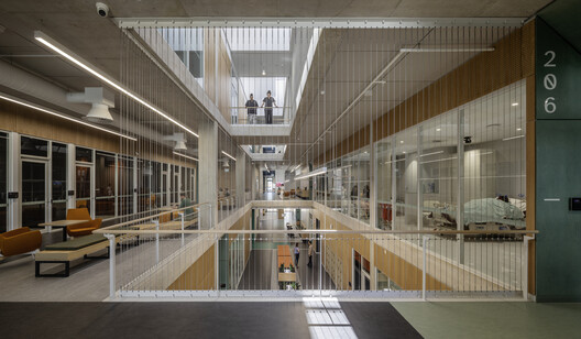 Health and Community Centre of Excellence  / Architectus - Image 4 of 22