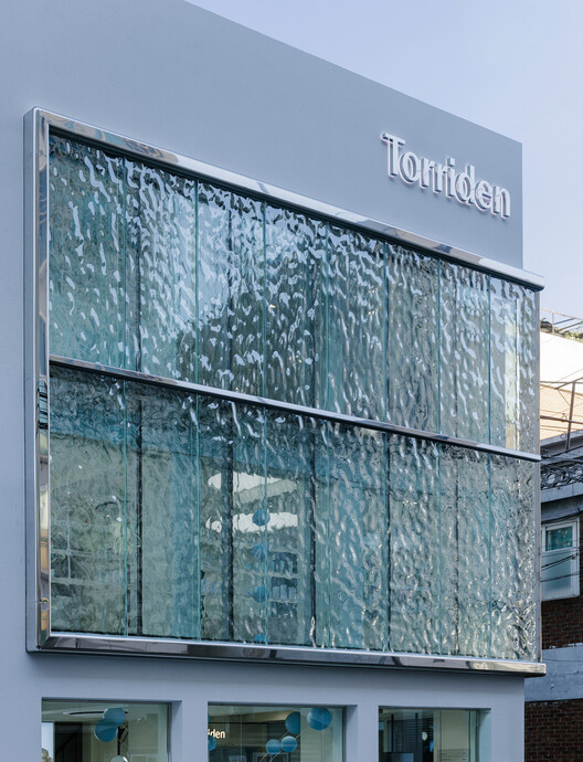 Torriden Flagship Store / YGGGR - Exterior Photography, Glass