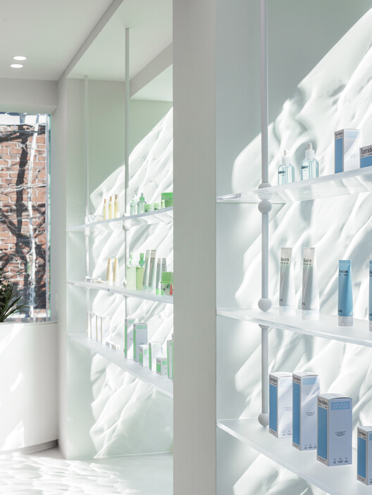 Torriden Flagship Store / YGGGR - Image 15 of 30