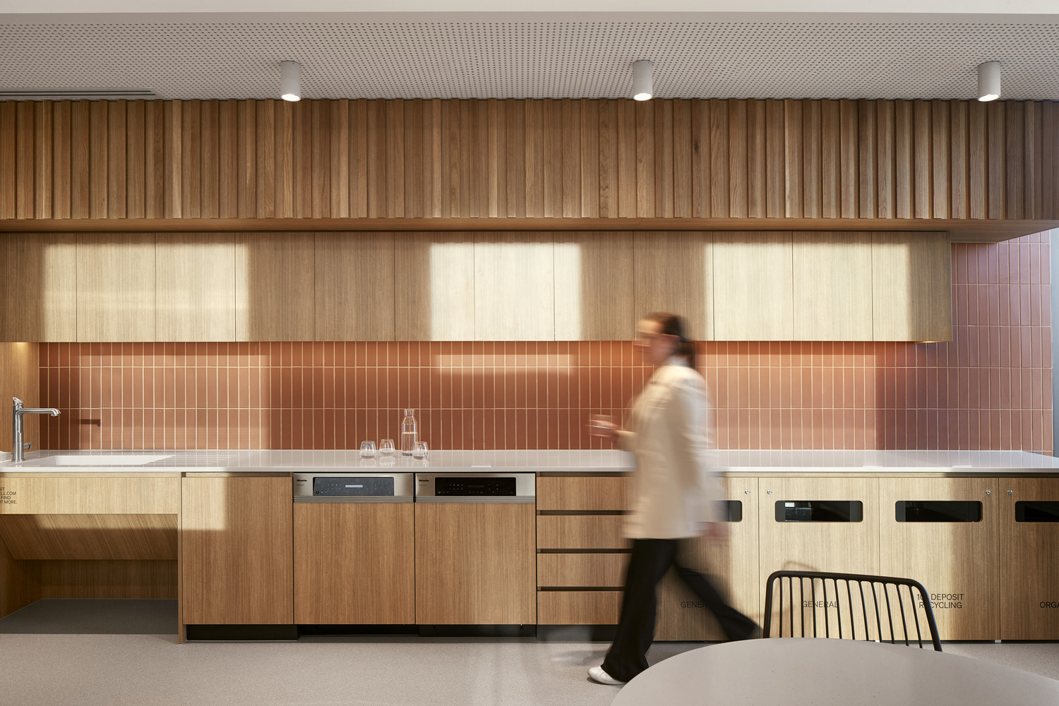 Gallery of Health and Medical Research Building / Architectus - 22