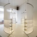 Pace Flagship Store / Coletivo de Arquitetos - Imagem 2 de 29