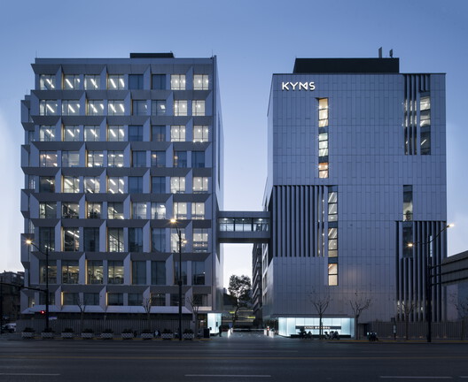 KYMS Technology Centre / Atelier Archmixing - Exterior Photography, Facade, Glass