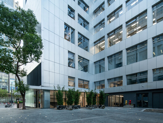 KYMS Technology Centre / Atelier Archmixing - Exterior Photography, Glass
