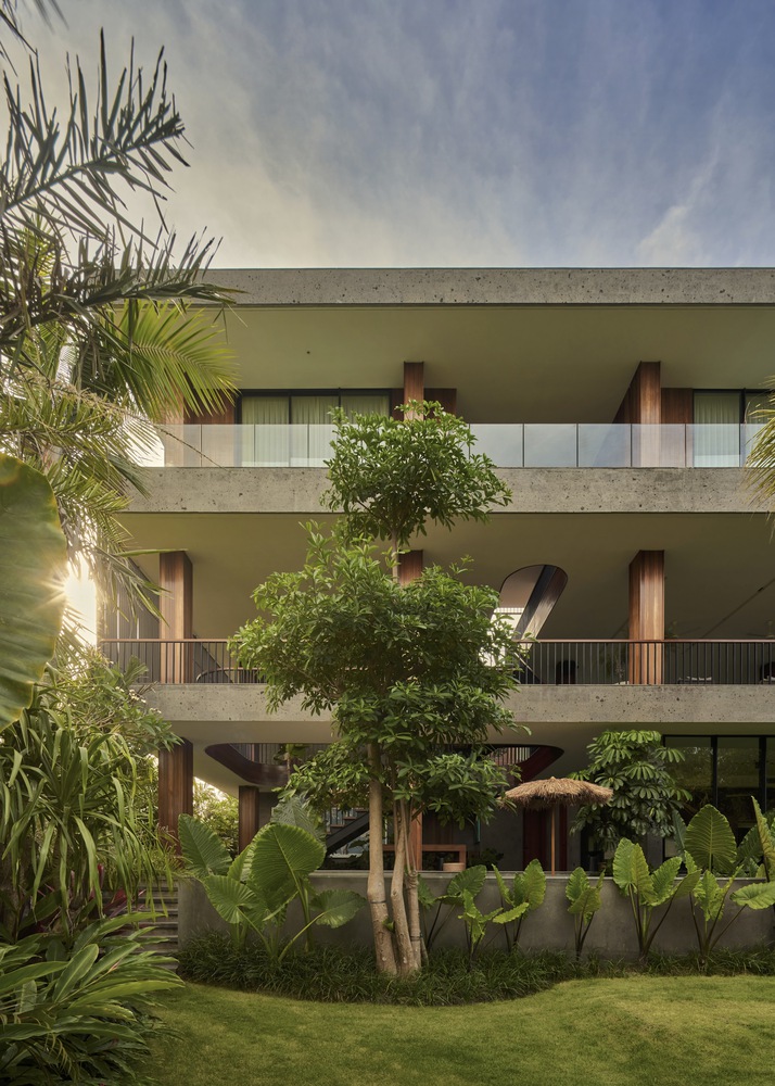 Casa AKASHI / Alexis Dornier - Fotografia de Exterior, Aido, Balcão