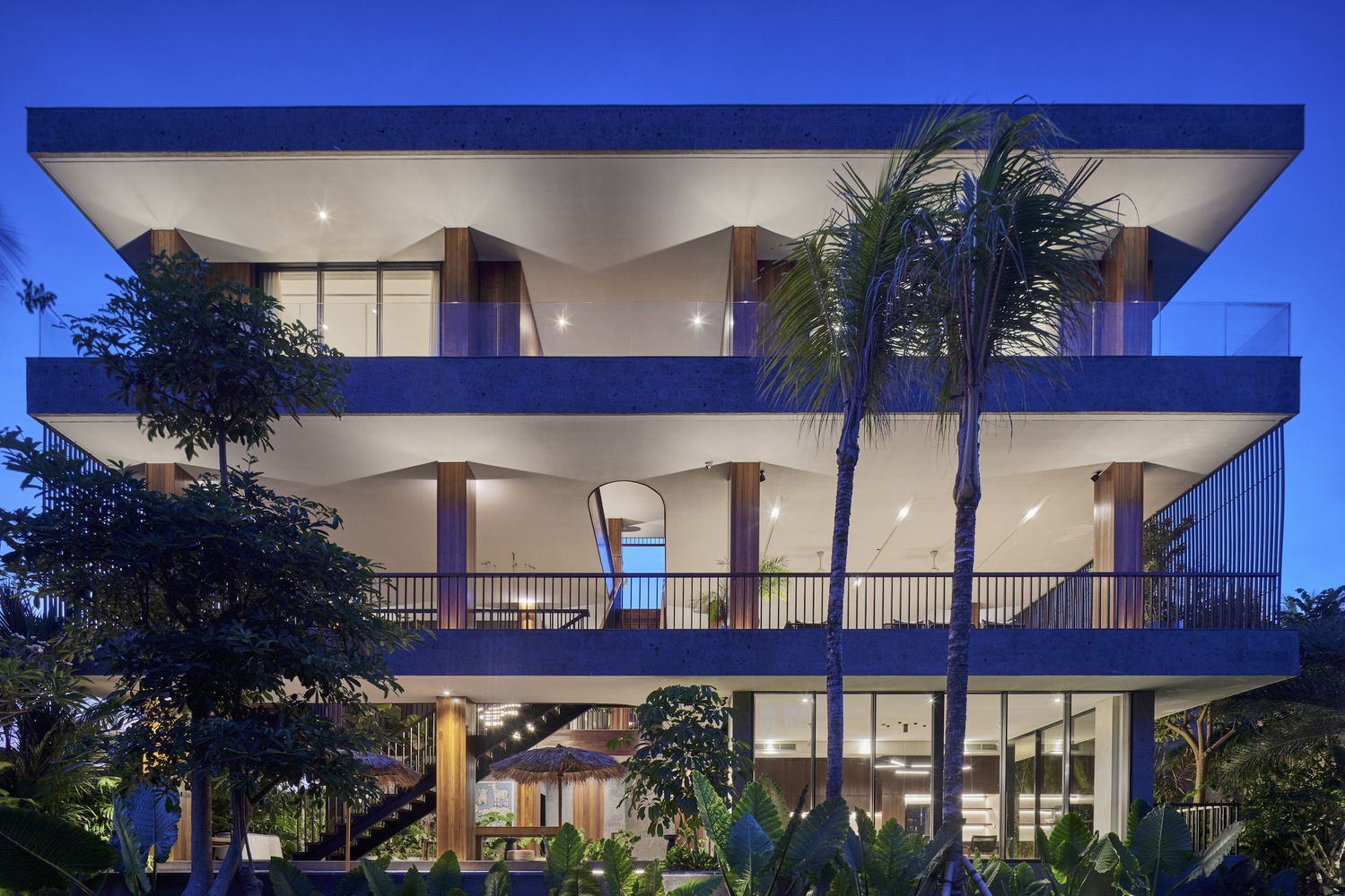 Casa AKASHI / Alexis Dornier - Fotografia de Exterior, Balcão