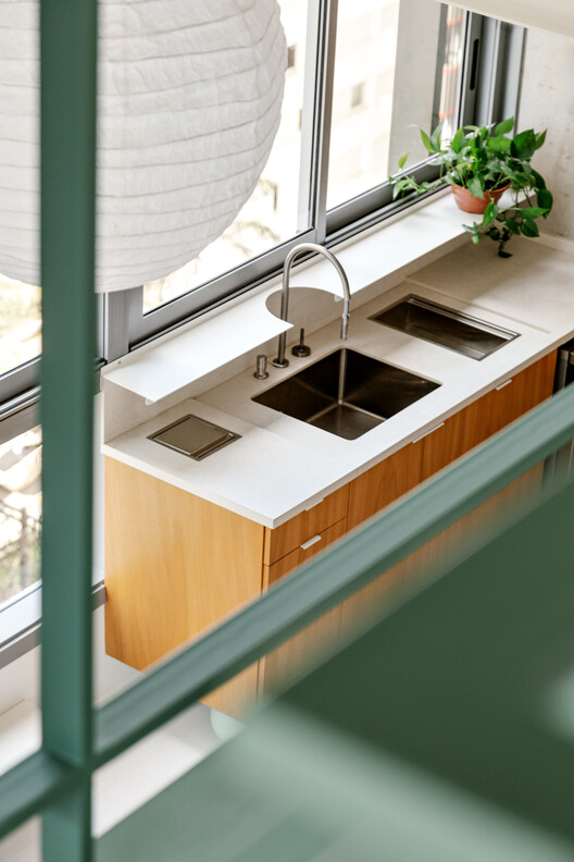 Apartamento Edifício Autem / Vapor arquitetura - Fotografia de Interiores, Cozinha, Madeira, Bancada, Pia, Vidro