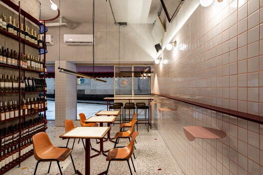 Paloma, Restaurante Bar y Tienda de Vinos / Americo Fajardo + Breno Felisbino + Lucas Scuratto - Fotografía interior