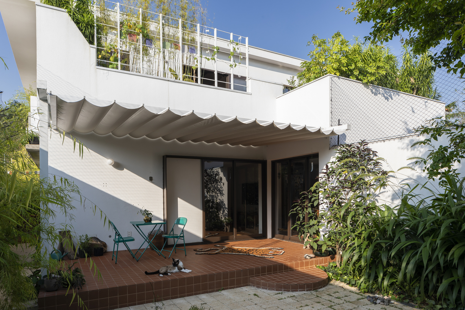 Vila Frid / Vapor arquitetura - Fotografia de Exterior, Aido, Balcão, Cadeira