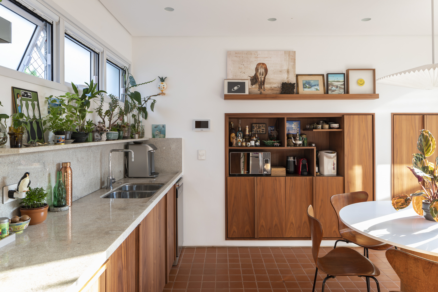 Vila Frid / Vapor arquitetura - Fotografia de Interiores, Cozinha, Bancada, Iluminação