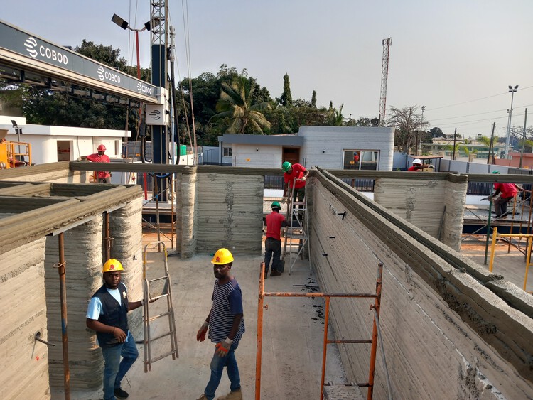 Angola Introduces Large-Scale Concrete 3D-Printing to Address Housing Crisis - Image 8 of 18