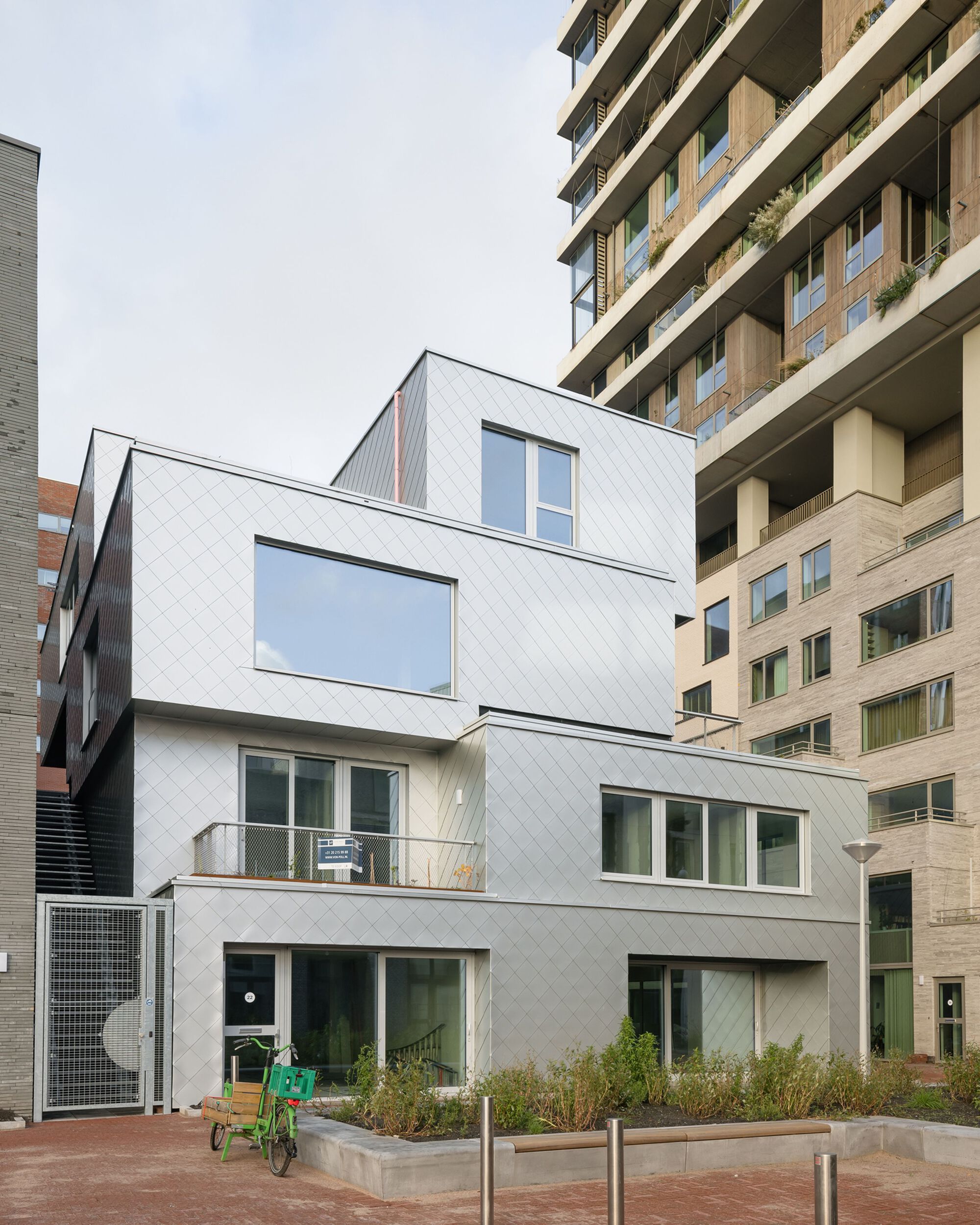 Gallery of VERTICAL Building / NL Architects + Space Encounters ...
