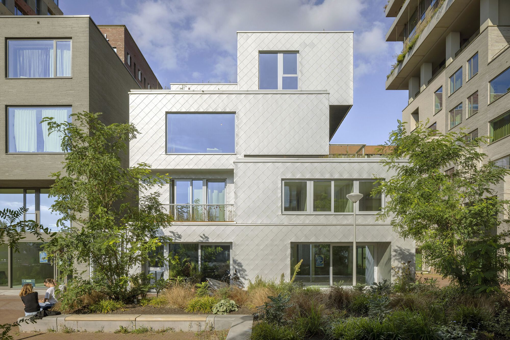 Gallery of VERTICAL Building / NL Architects + Space Encounters ...
