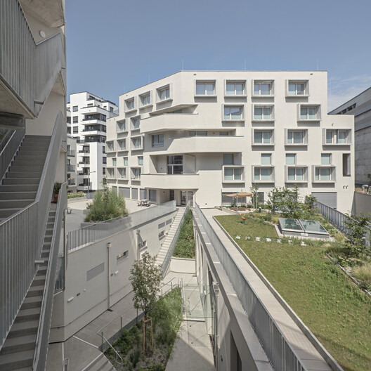 Quartiershaus am Stadtbalkon / feld72 - Exterior Photography, Balcony