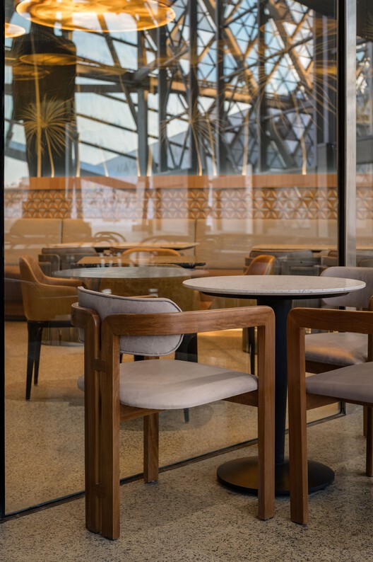 Beano's Café / SHEWEKAR Design Studio - Interior Photography, Dining room, Wood, Chair