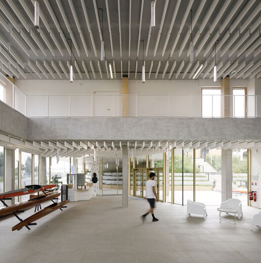 Head Office of French Federation of Canoe-Kayak and Paddle Sports / Le Studio Sanna Baldé - Interior Photography, Wood, Beam