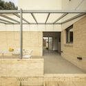 Casa BRD / Nook Architects - Fotografía interior, Casas, Patio, Fijación Vigas, Balcón