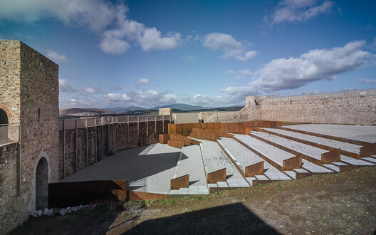 Beyond the Walls: 21 Contemporary Interventions in Castles and Fortresses - Image 2 of 30