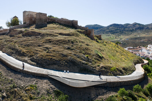 Beyond the Walls: 21 Contemporary Interventions in Castles and Fortresses - Image 21 of 30