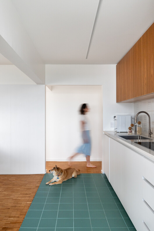 Apartamento Nery / ARQBR Arquitetura e Urbanismo Apartamento Nery / ARQBR Arquitetura e Urbanismo - Fotografia de Interiores, Cozinha, Madeira