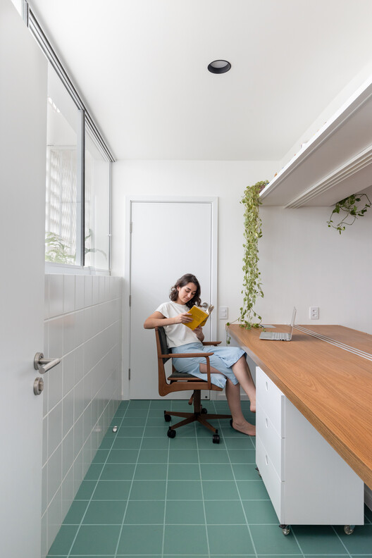 Apartamento Nery / ARQBR Arquitetura e Urbanismo Apartamento Nery / ARQBR Arquitetura e Urbanismo - Fotografia de Interiores, Banheiro, Cadeira