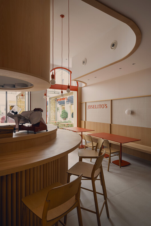  Charcutería-Restaurante Joselito’s LRV   / David Hernandez Arquitectura - Fotografía interior, Comedor, Madera, Iluminación