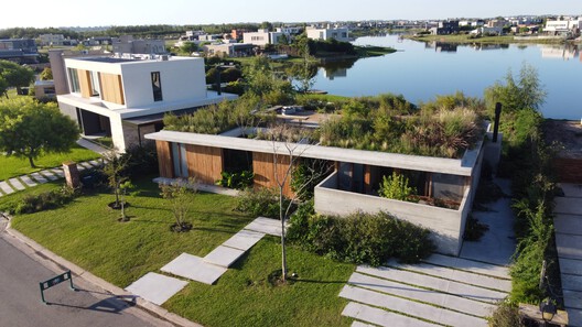 Casa de Las Aves / Estudio Simbiosis - Fotografía exterior