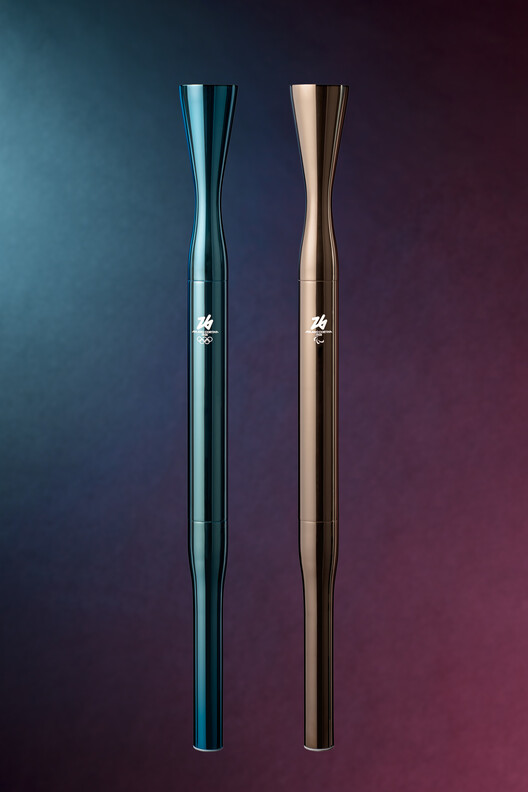 Carlo Ratti Designs Olympic and Paralympic Torches for Milano Cortina 2026 - Image 3 of 9
