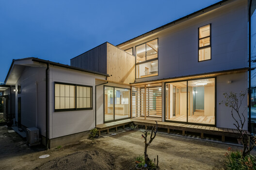 K2 House / coil Kazuteru Matumura Architects - Exterior Photography, Door, Balcony