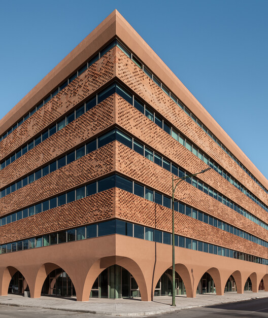 HUB26 Complejo de oficinas en Thessaloniki / Divercity Architects - Fotografía exterior