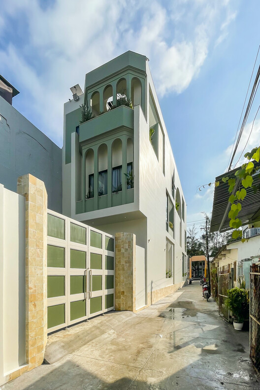 Casa Pabellón de cristal / DA VÀNG studio - Fotografía exterior, Balcón