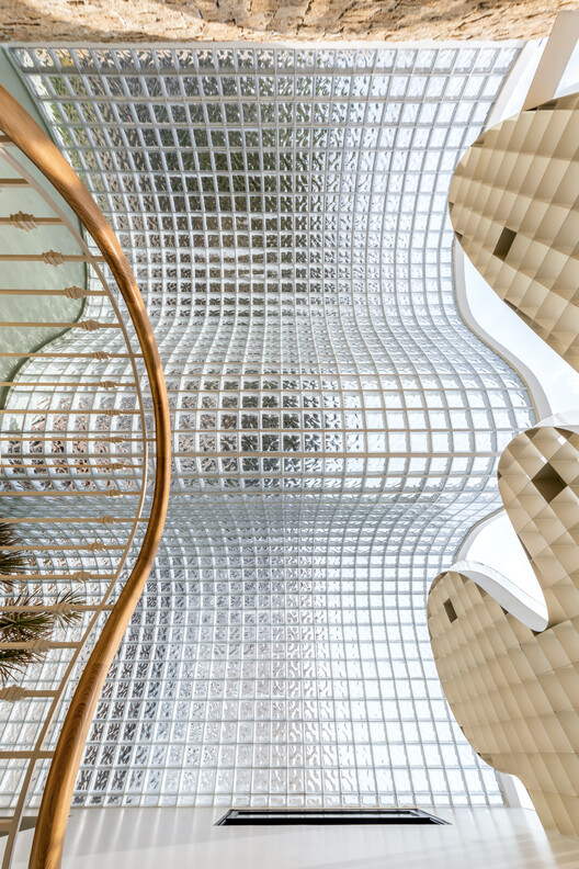 Casa Pabellón de cristal / DA VÀNG studio - Imagen 16 de 37