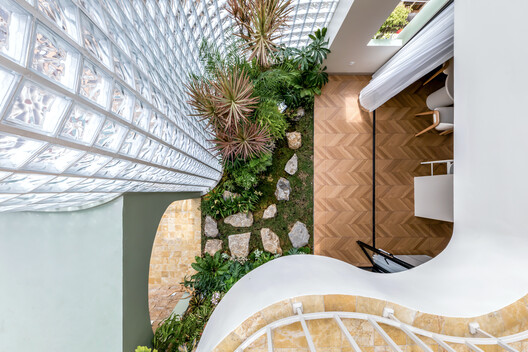 Casa Pabellón de cristal / DA VÀNG studio - Imagen 18 de 37