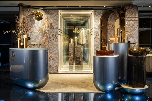 The Secret Garden: A Serene Retreat in the Heart of Casa Gessi Milano - Image 5 of 10