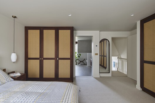 Russet House / Mulroy Architects - Interior Photography, Bedroom, Wood, Bed, Lighting, Door