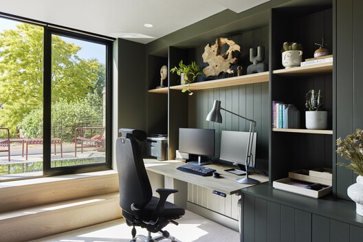 Russet House / Mulroy Architects - Interior Photography, Kitchen, Shelving, Wood, Table, Lighting, Chair