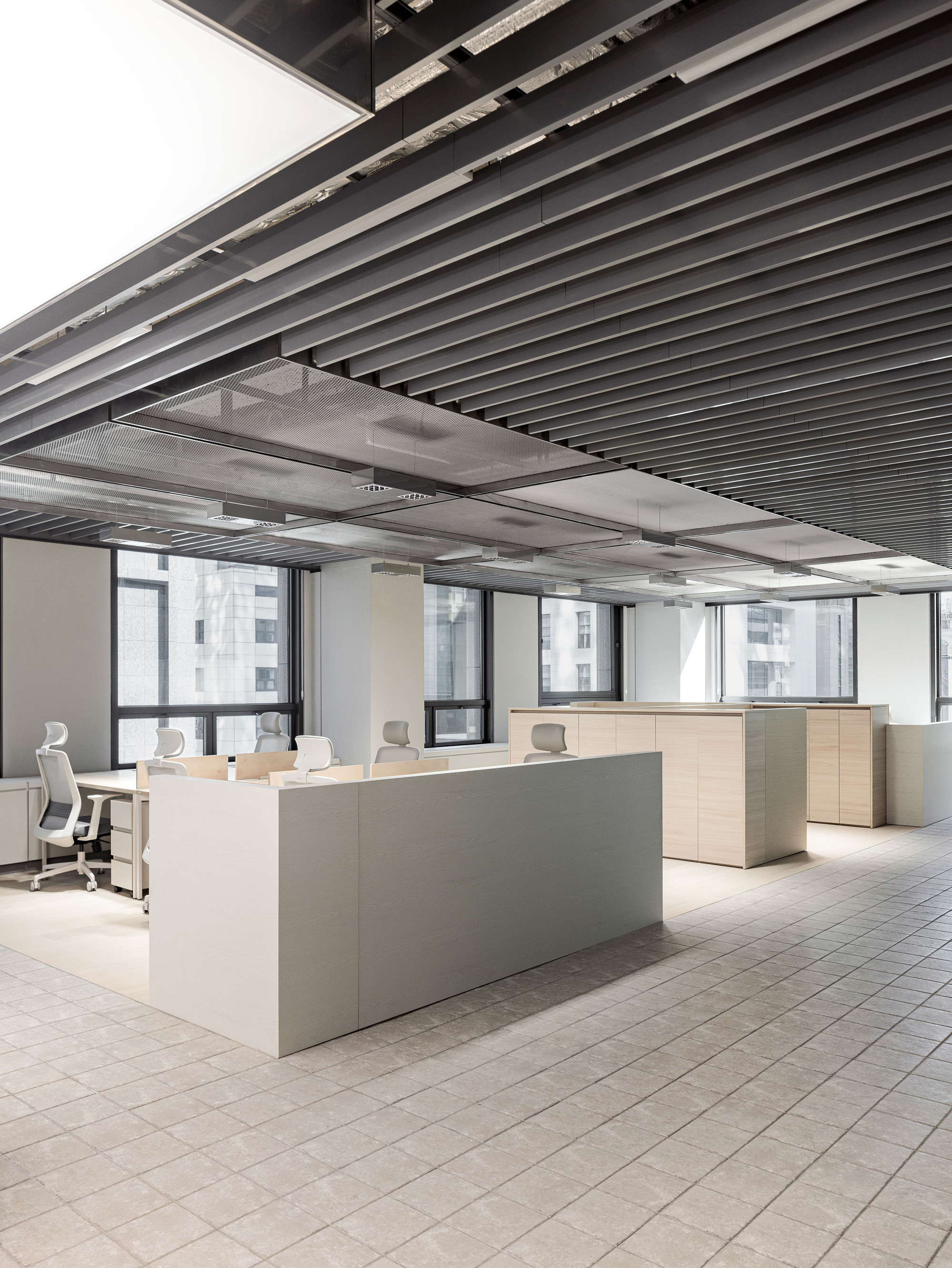 Gallery of J Office / RVMN - 14