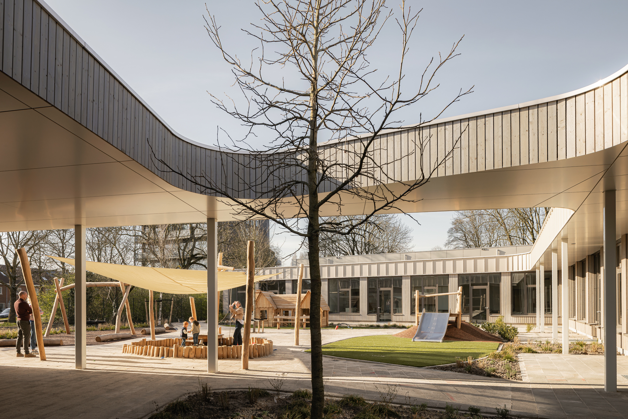 Primary School Lux / EVA architecten